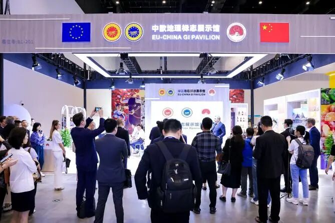 0ebf0212fbf60190af91fbb29ed02699.jpg 0ebf0212fbf60190af91fbb29ed02699.jpg